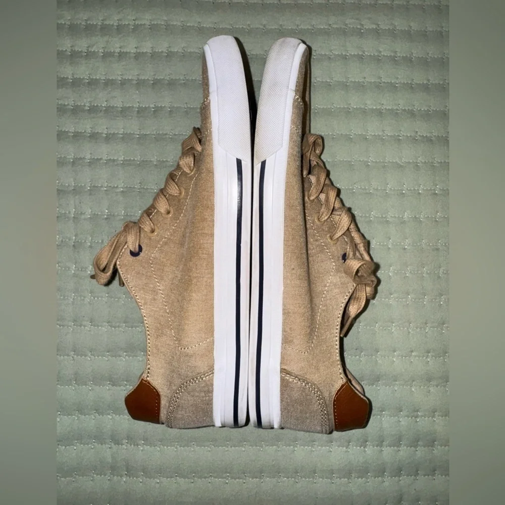 Tommy Hilfiger Men's Tan Sneakers. Size 10. GUC.